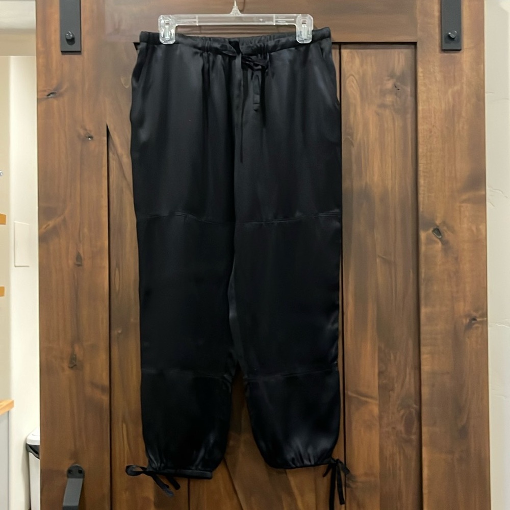 Silk joggers